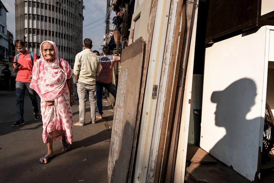 Bengal Voters Cast Ballots As 18.76% Turnout Reported In 2 Hours — Economy Business
