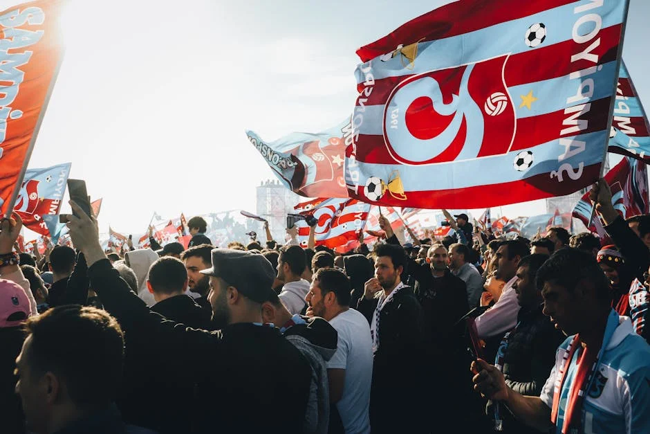 Hamilton and Toto Clash Over New F1 Rules — Fans Demand Transparency — Economy Business