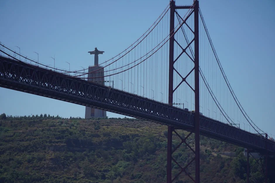 Policeman Injured in Lisbon Bridge Collision as Focus Turns to Infrastructure Safety in Africa — Economy Business