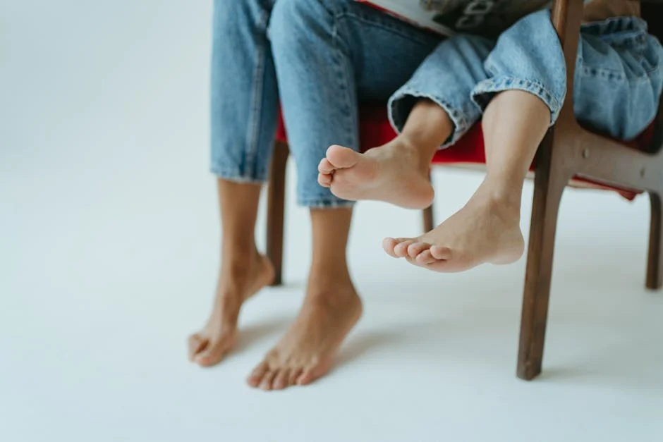 Riteish Deshmukh’s Feet-Touching Viral Moment Sparks India-Nigeria Film Trade Debate — Culture Arts